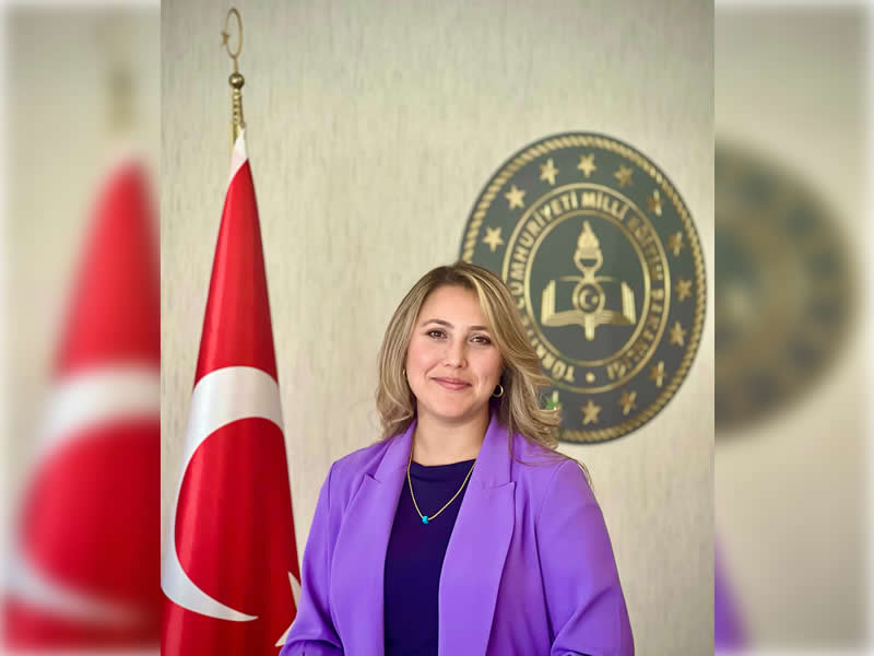 Özge NİZAMOĞLU